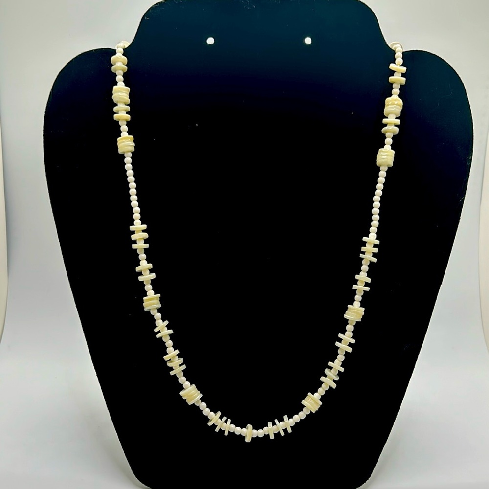 Mother of pearl necklace